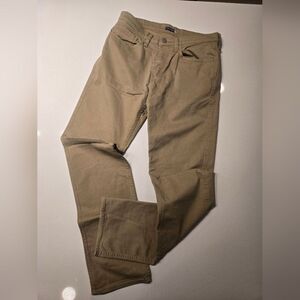 Dockers 32x34 Slim Fit Beige Khaki Chino Pants Like New